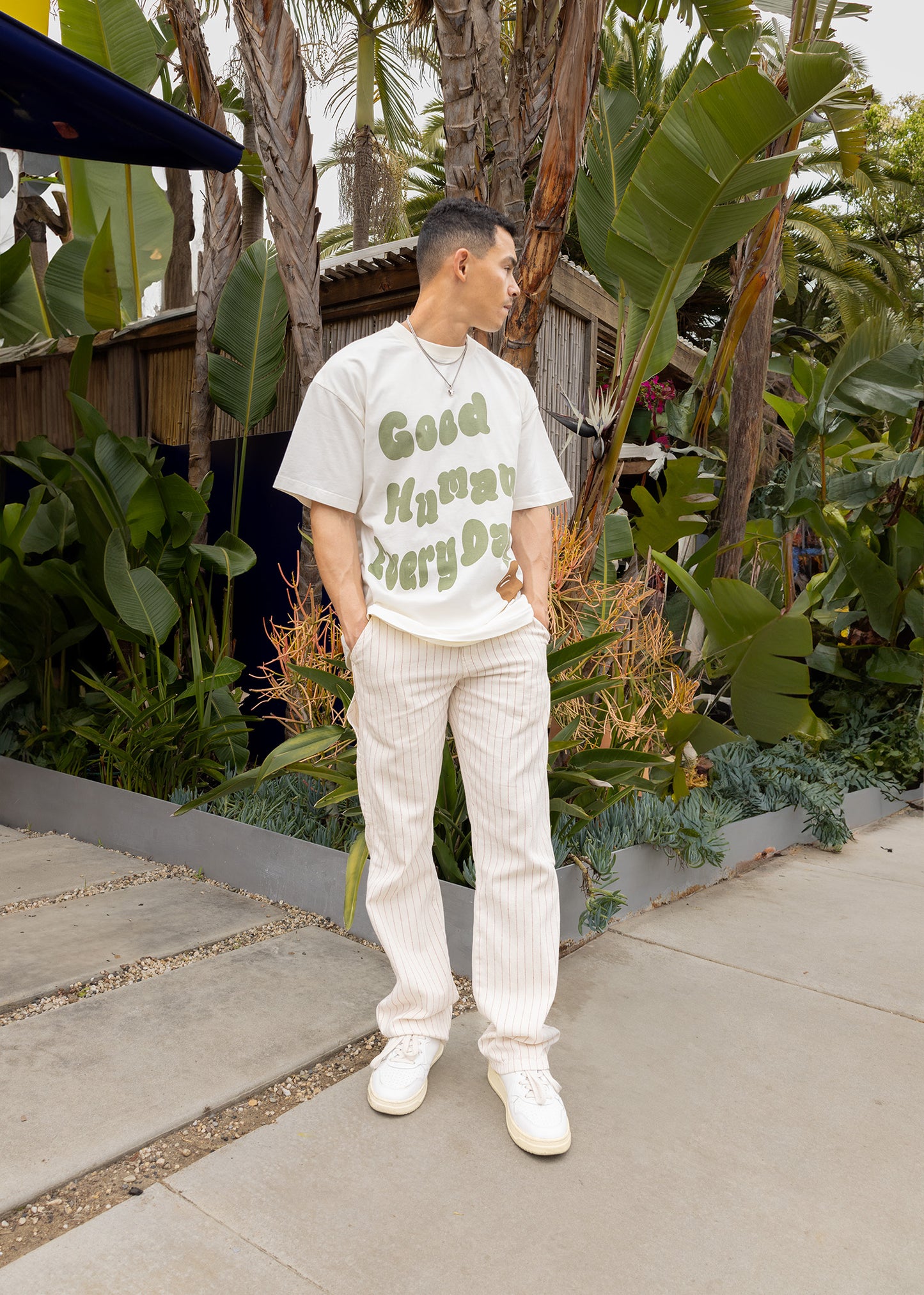 GOOD HUMAN TEE 002