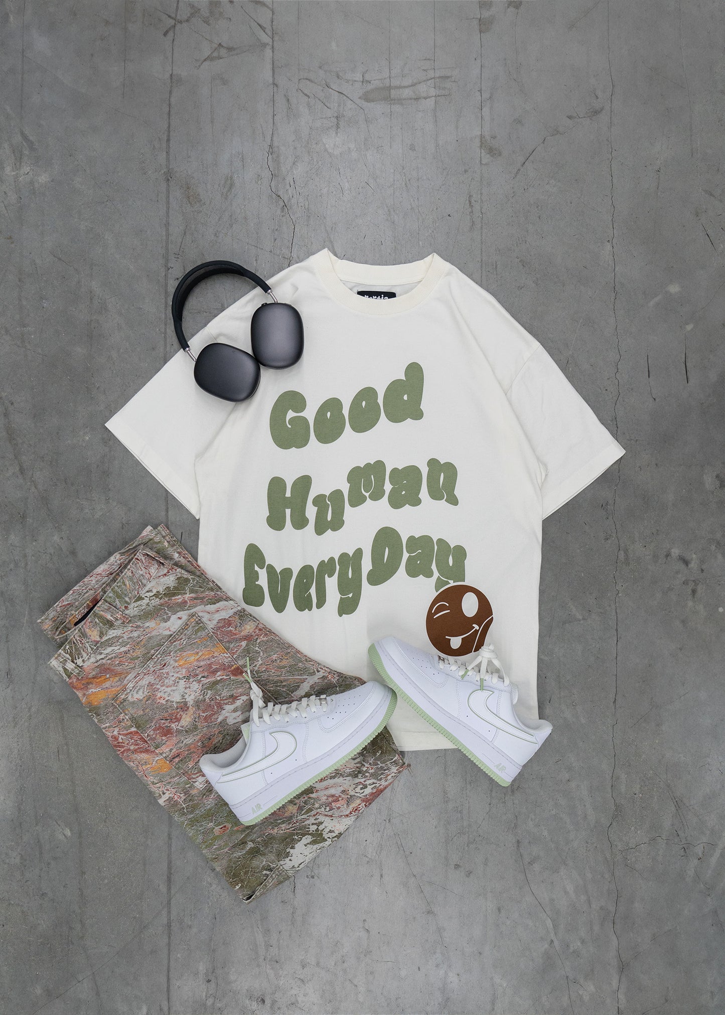 GOOD HUMAN TEE 002