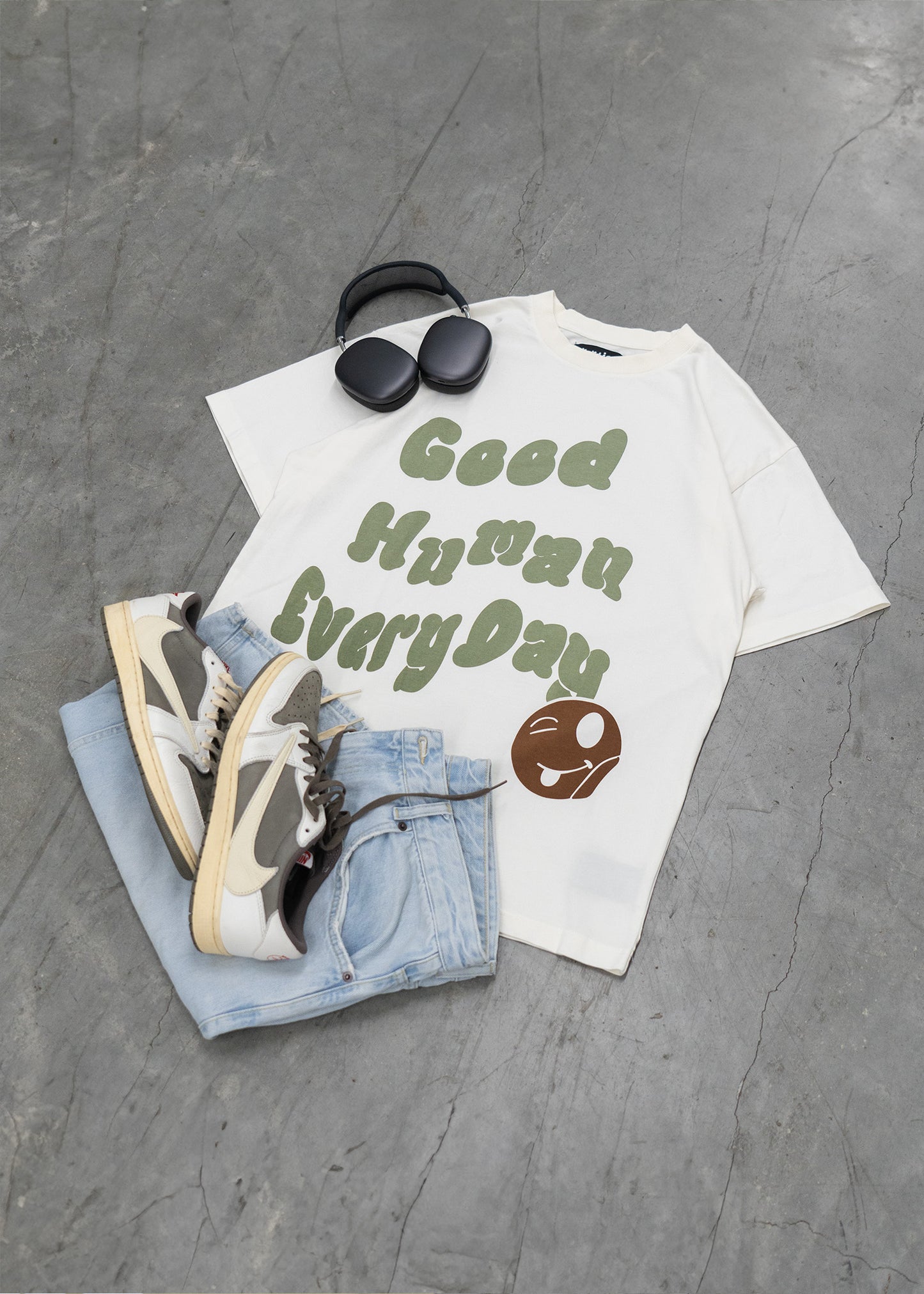 GOOD HUMAN TEE 002
