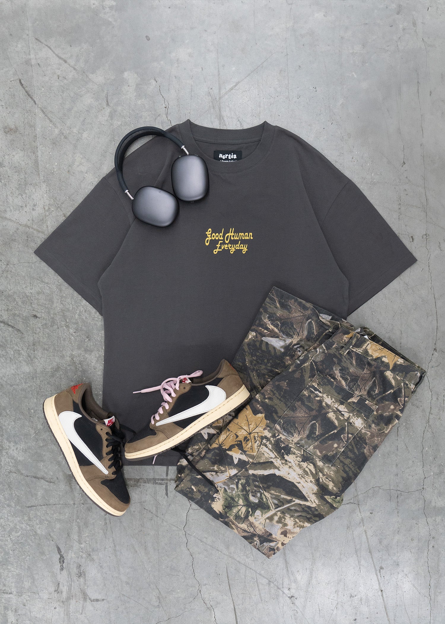 GOOD HUMAN TEE 003